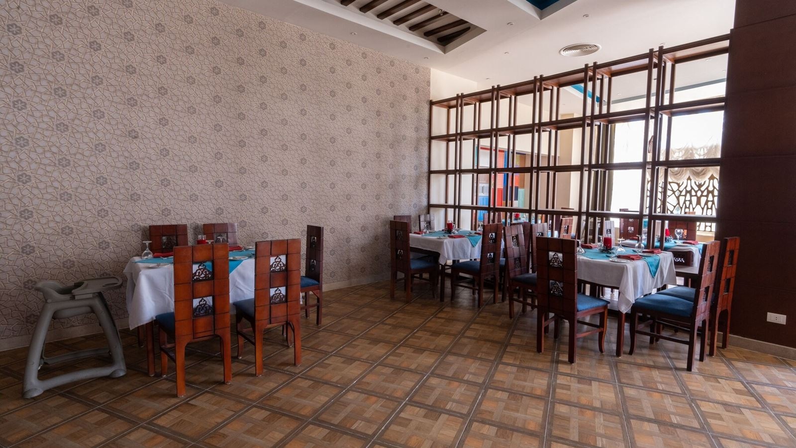 restaurants-restaurants