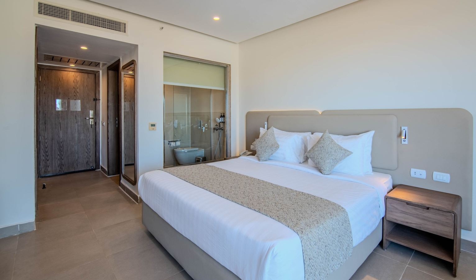 rooms-superior-room--partial-sea-view--sea-view