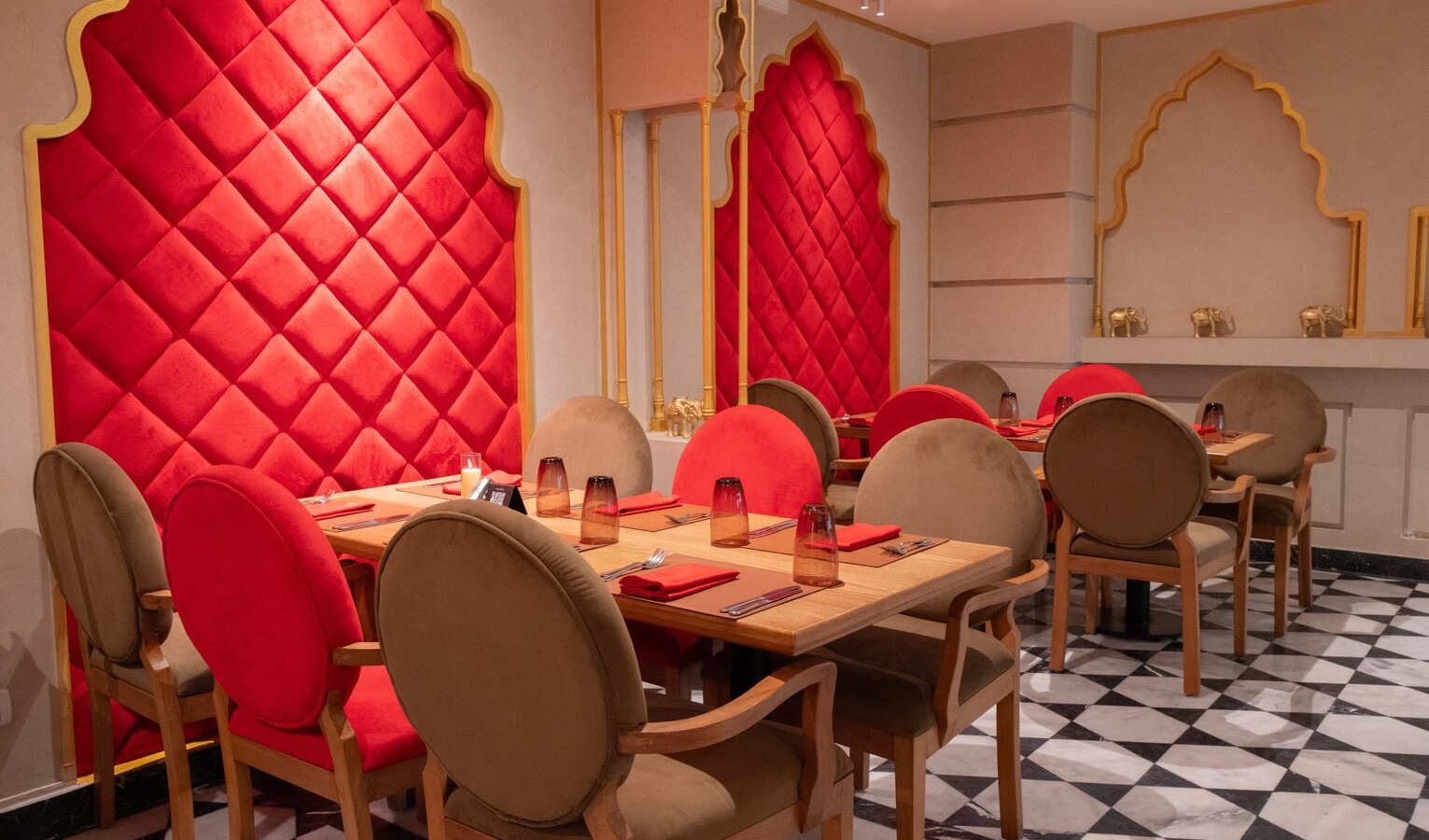 restaurants-manohar-indian-restaurant