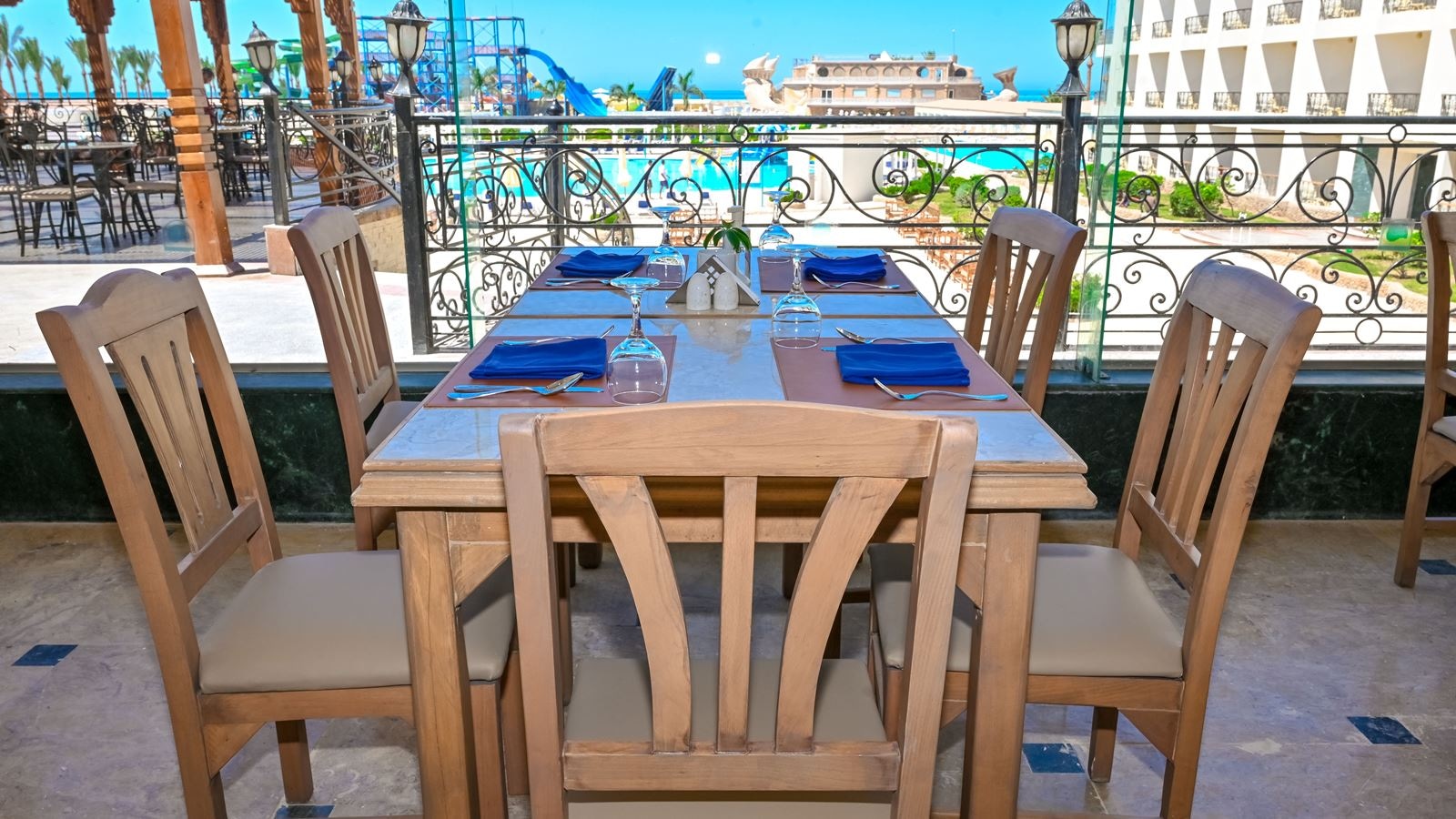 restaurants-main-restaurant