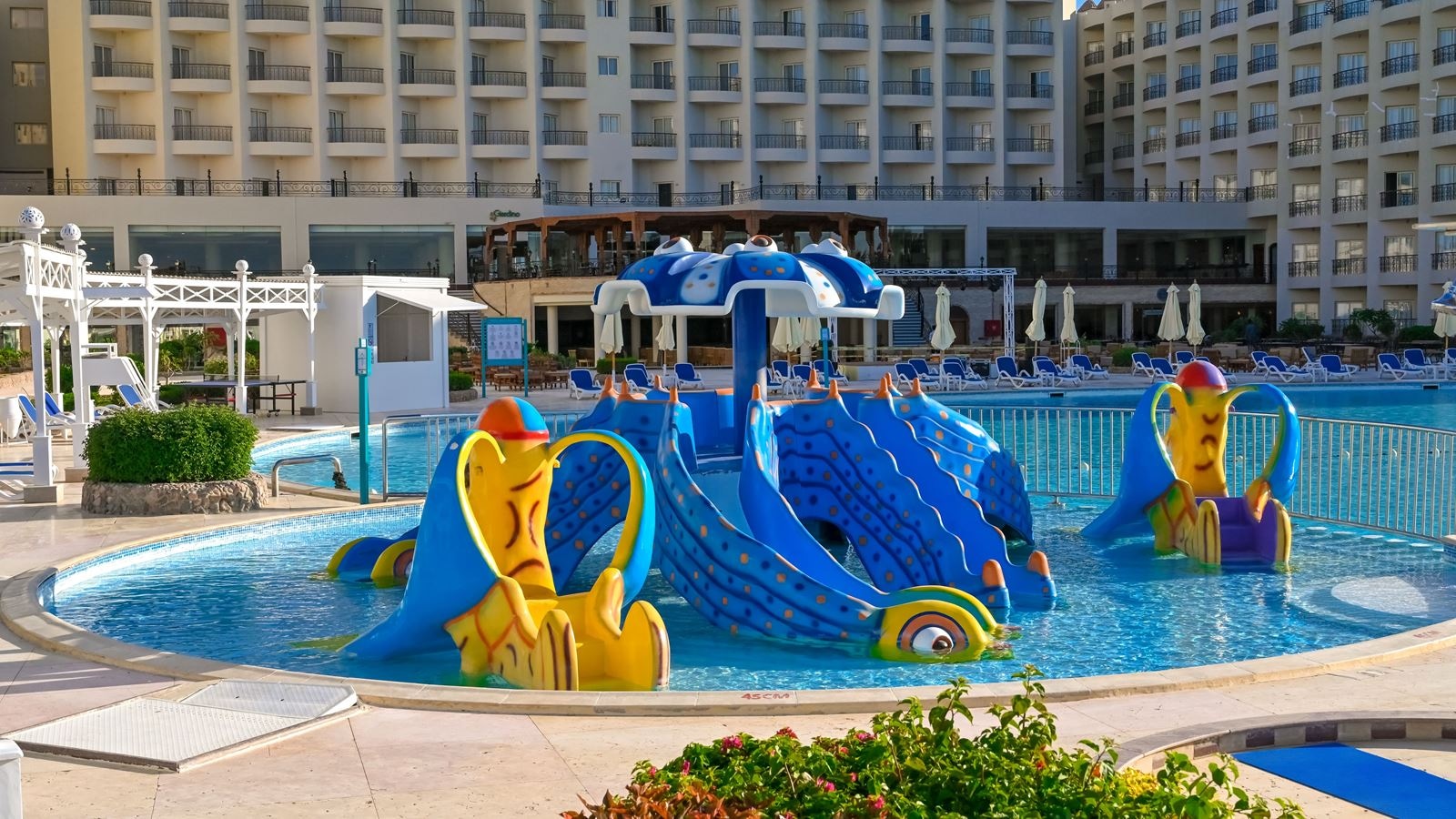 pools-outdoor-childrens-pool