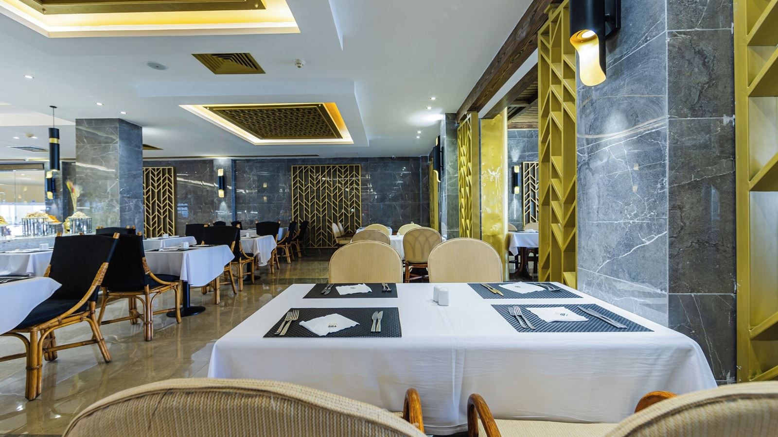 restaurants-shams-restaurant