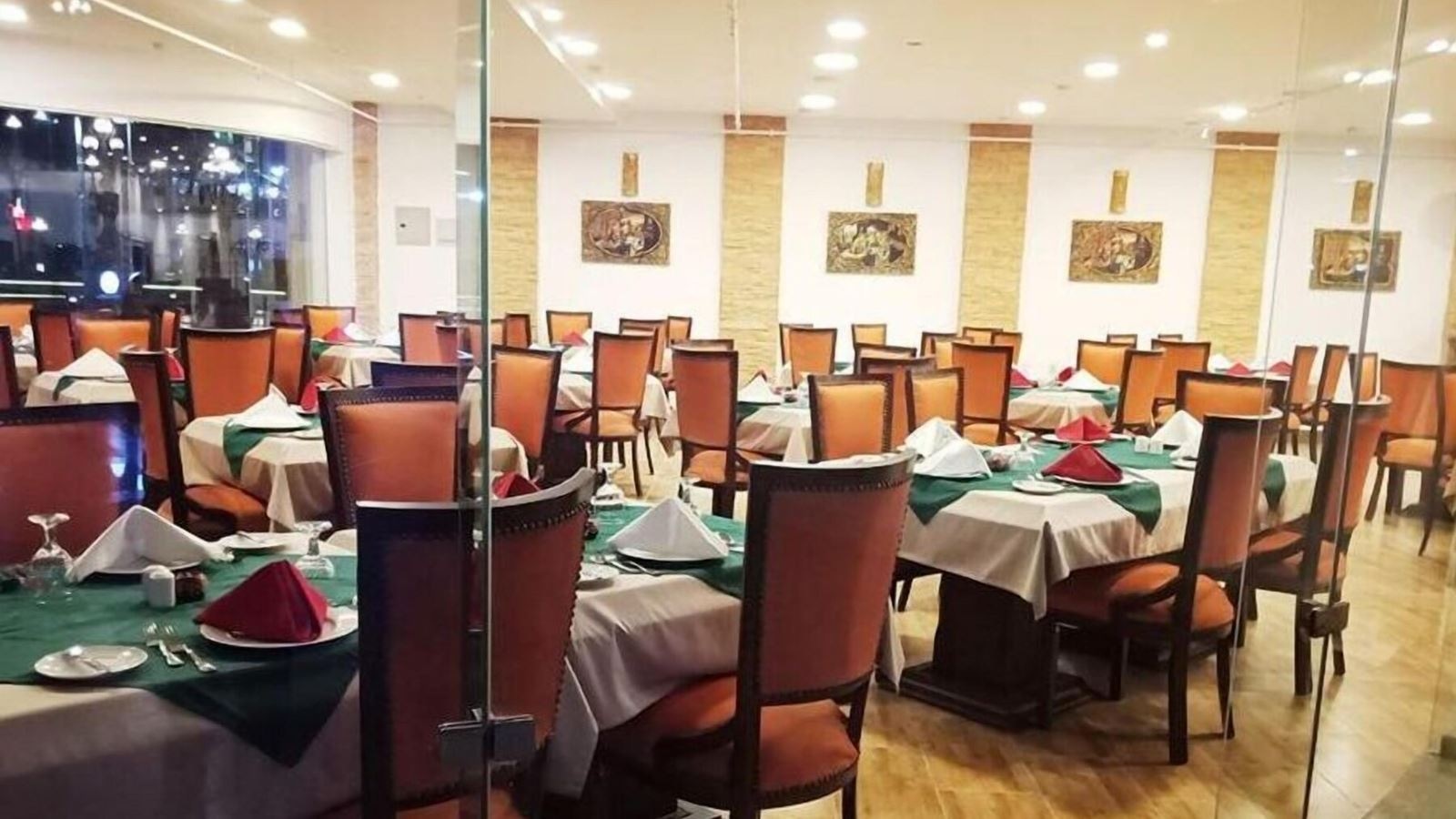 restaurants-restaurants