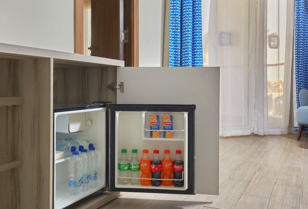 rooms-deluxe-back--resort-view