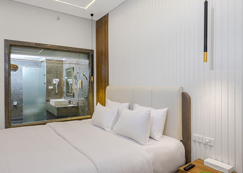 rooms-premium-seaview-suite