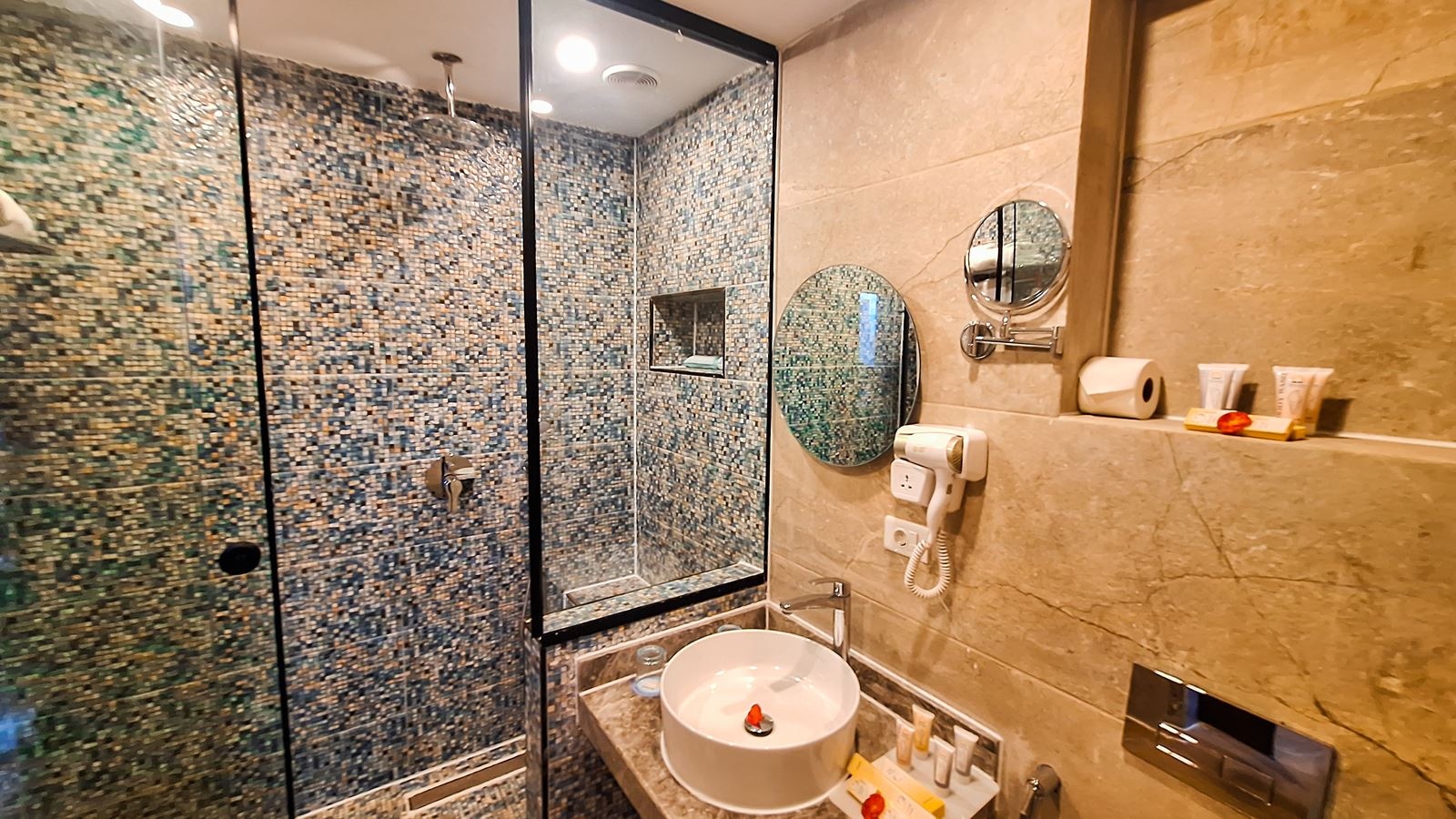 rooms-princess-suite-sea-view