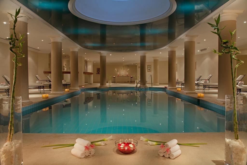pools-indoor-pool