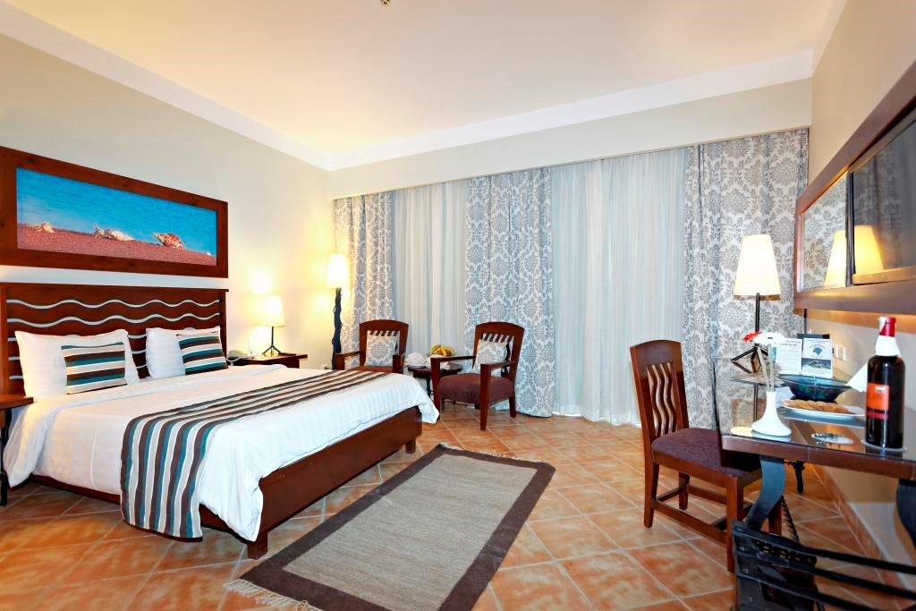 rooms-room-premium-sea-view-king-beds