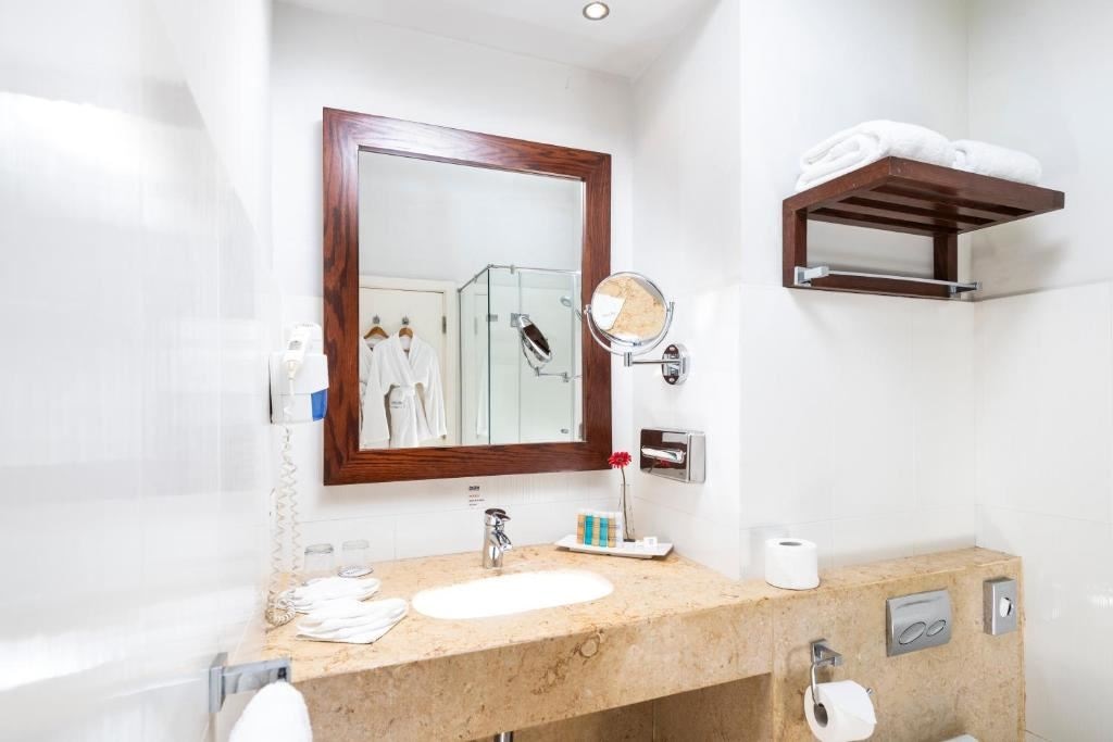 rooms-room-premium-garden-view-twin-beds