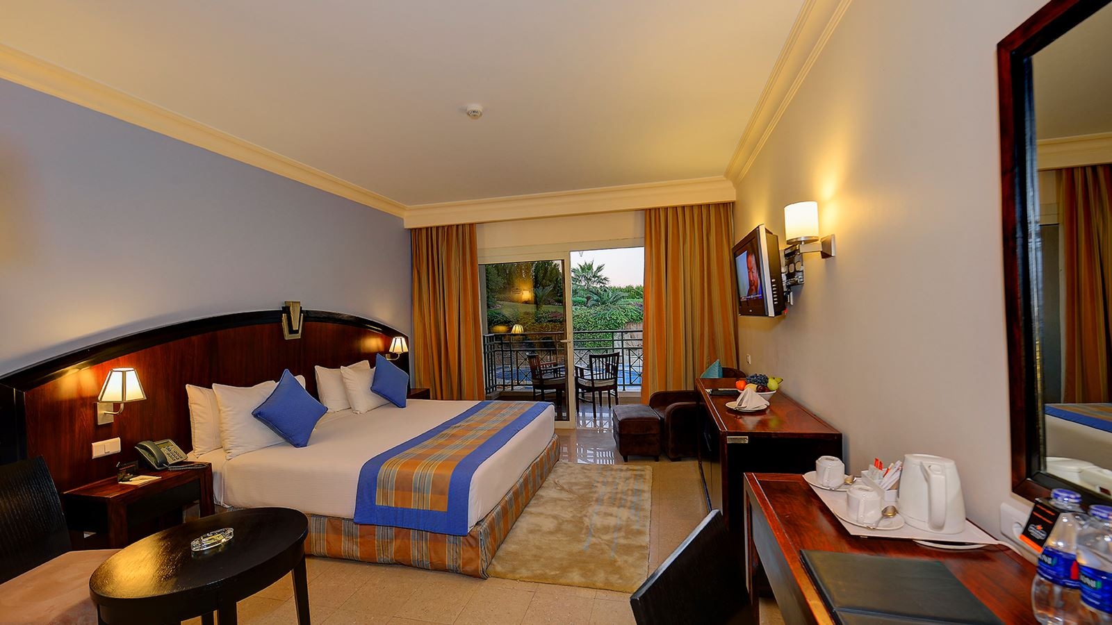 rooms-deluxe-sea-view