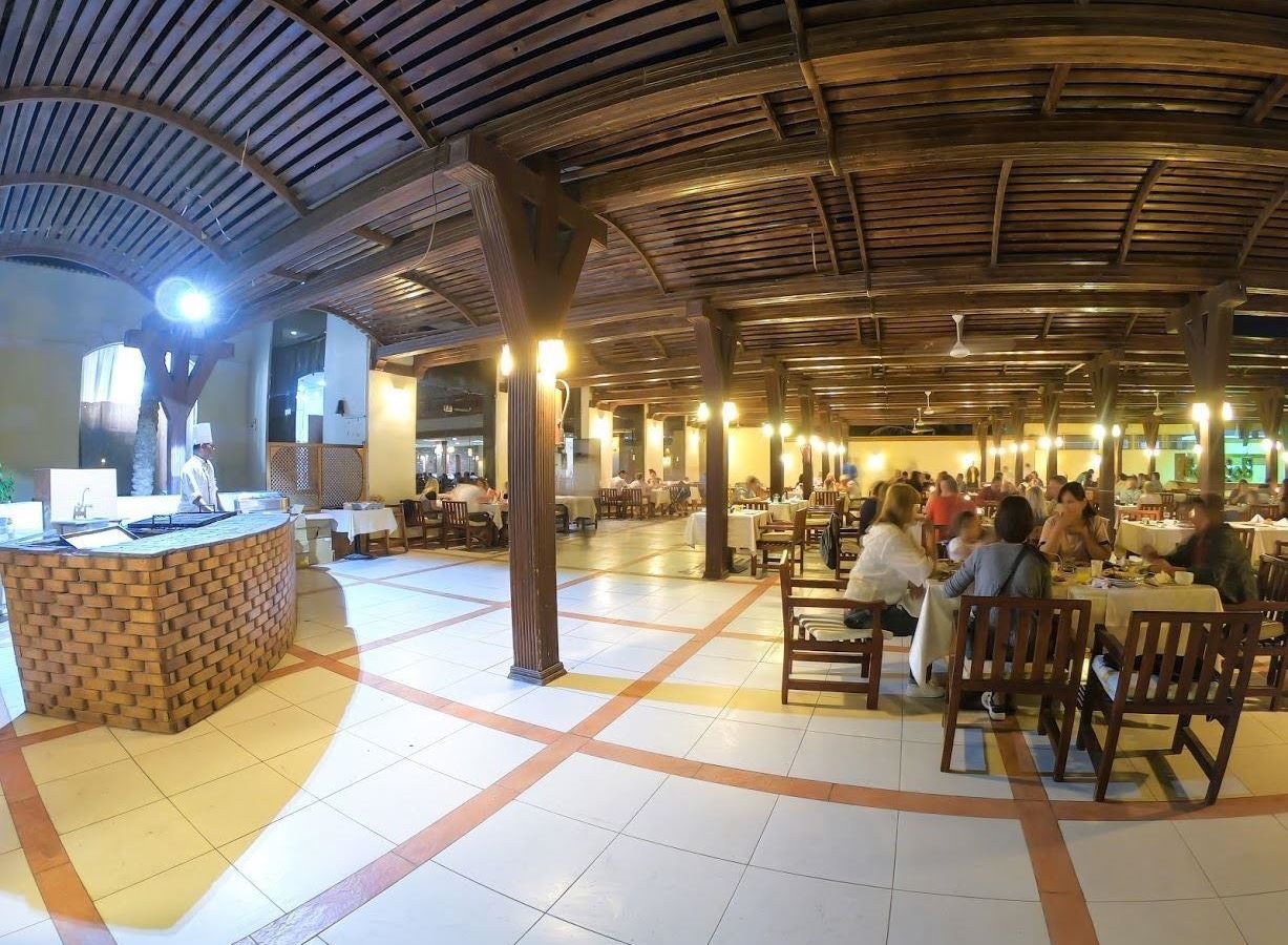 restaurants-restaurants