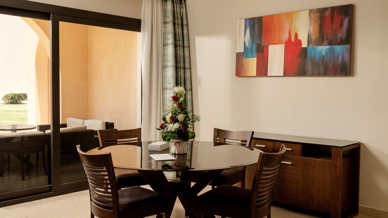 rooms-family-appartament-pool-view