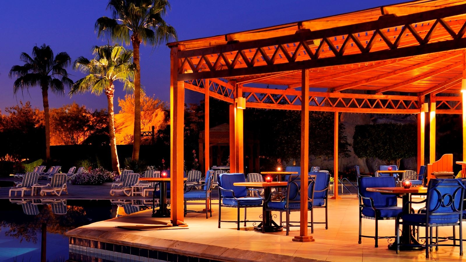 bars-pergola-pool-bar
