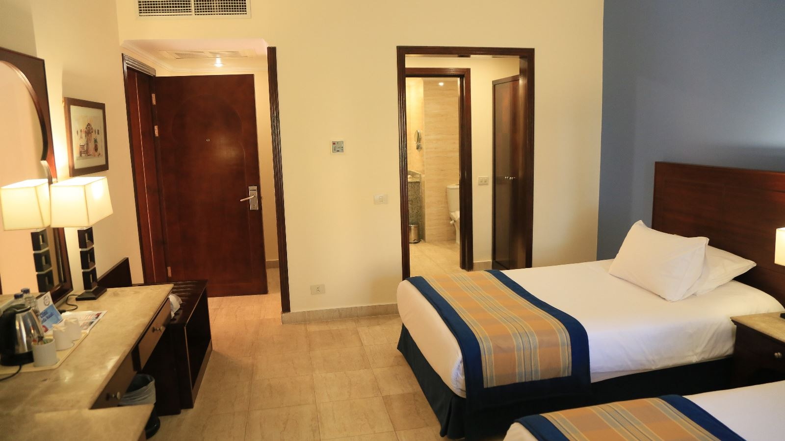 rooms-deluxe-partial-sea-room