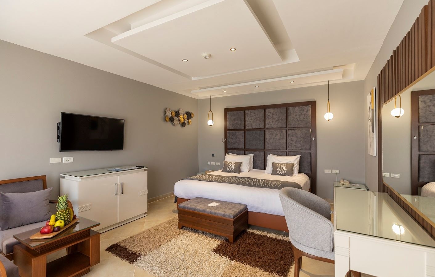 rooms-posh-club-jacuzzi-suite-sv