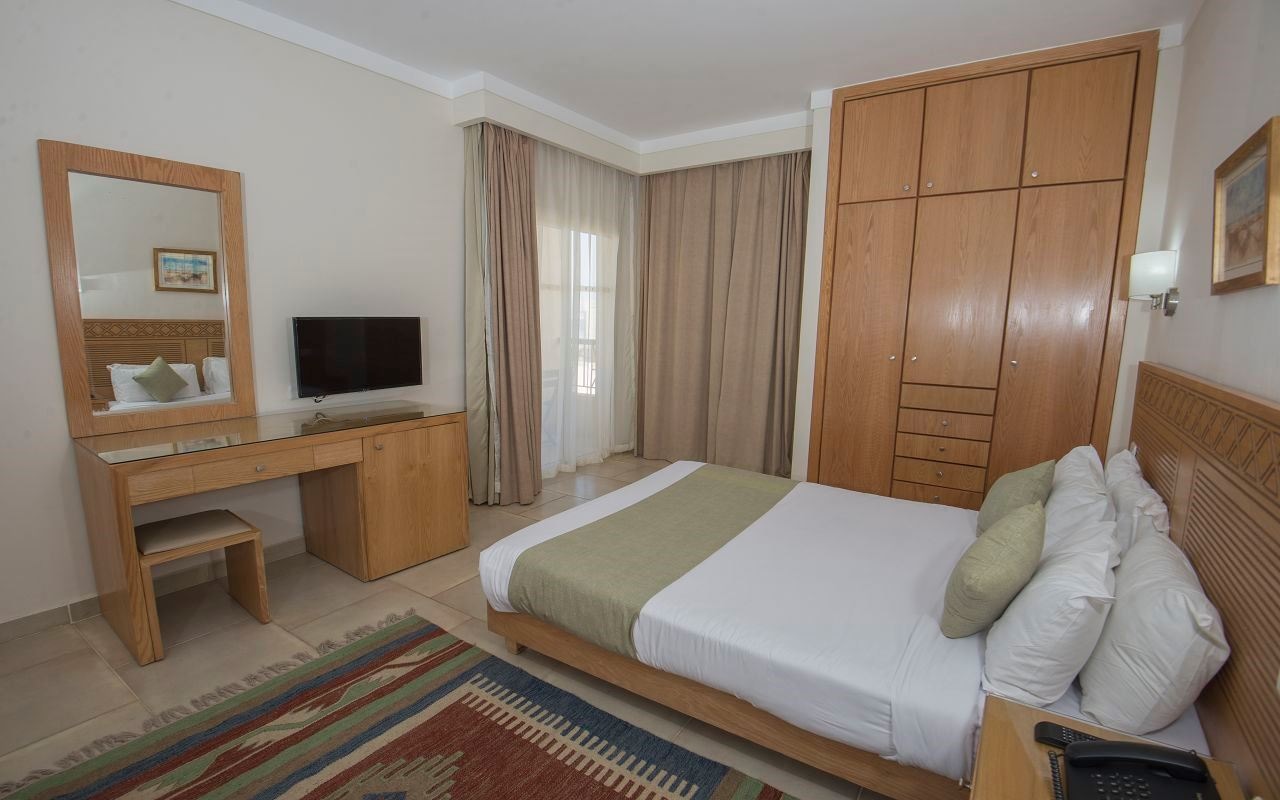 rooms-family-one-bedroom