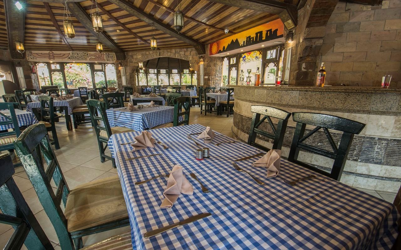 restaurants-restaurants