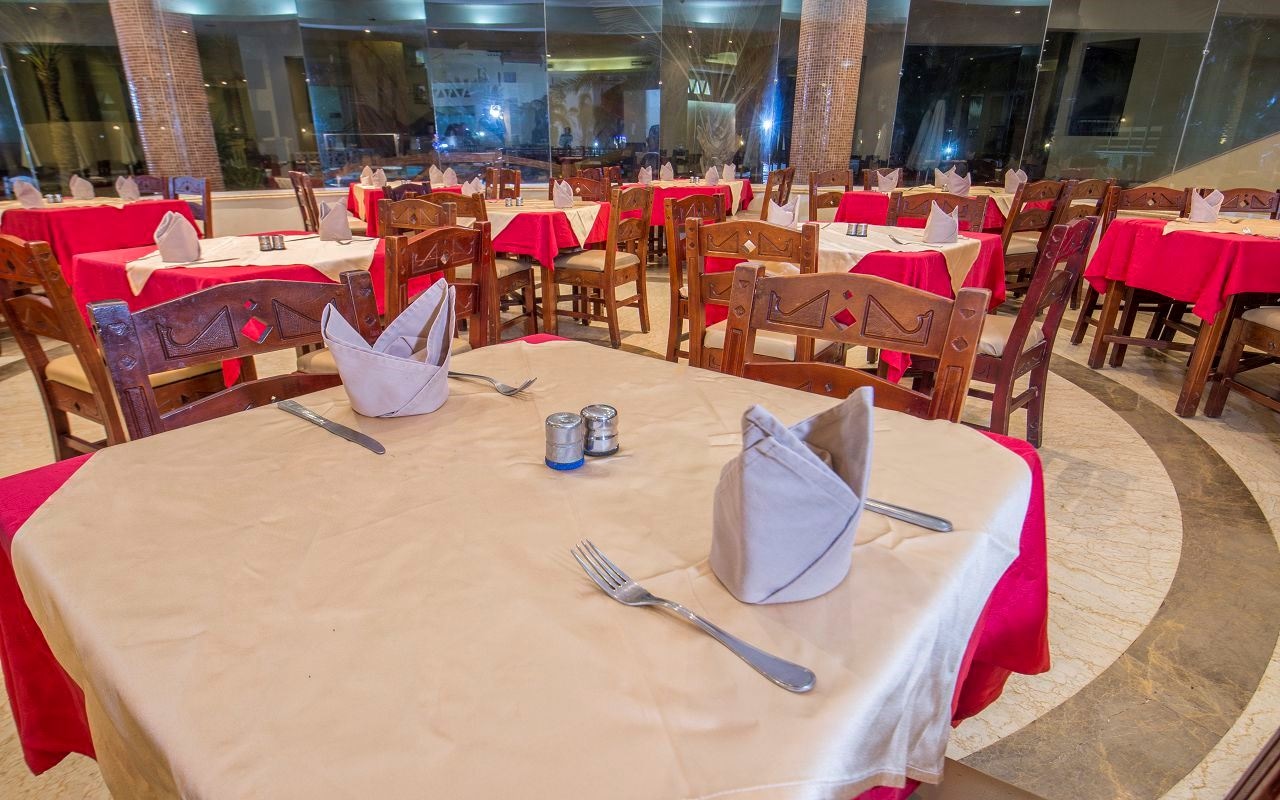 restaurants-restaurants