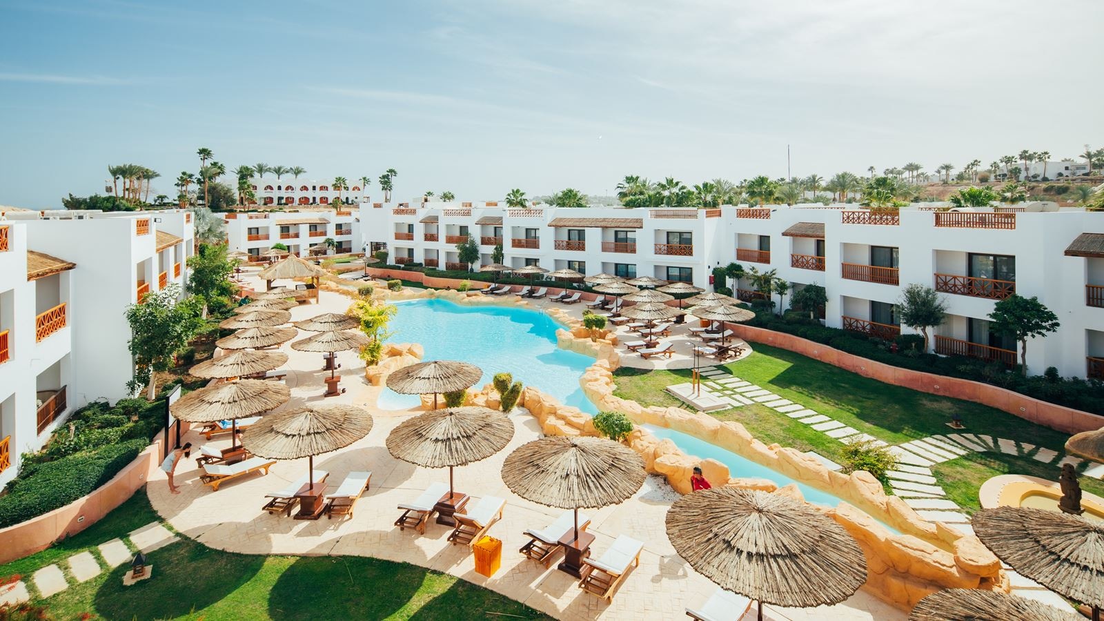 rooms-elisir-poolview-gym-free