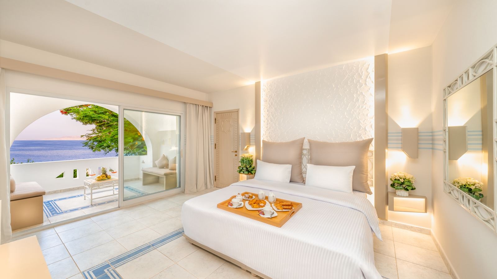 rooms-aquamarine-deluxe-beach-view-gym-free