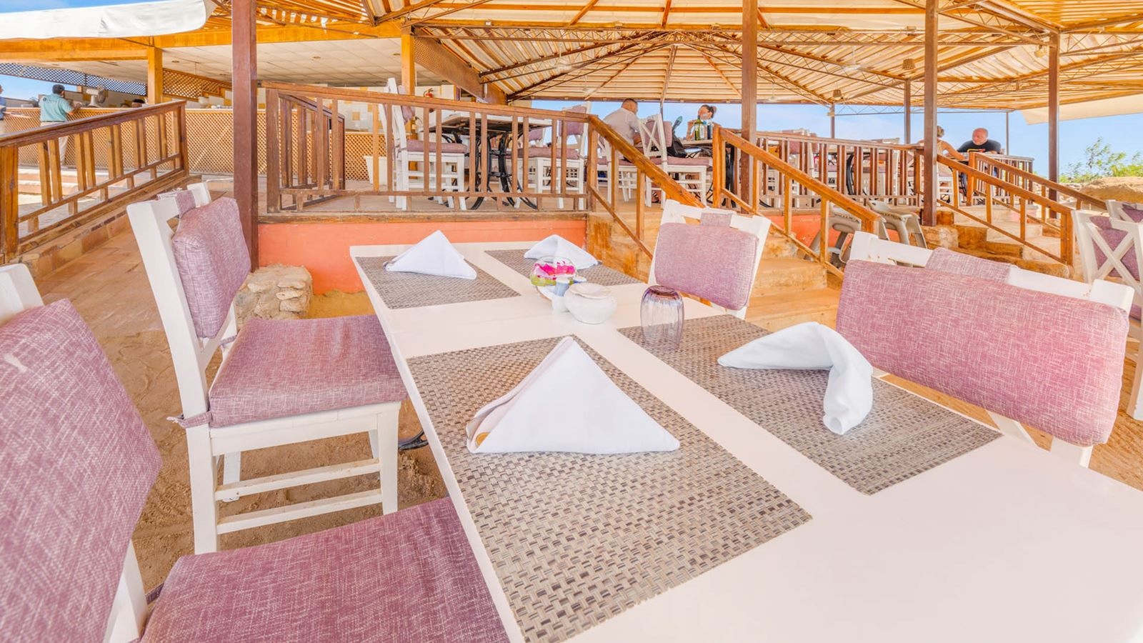 restaurants-blue-lake