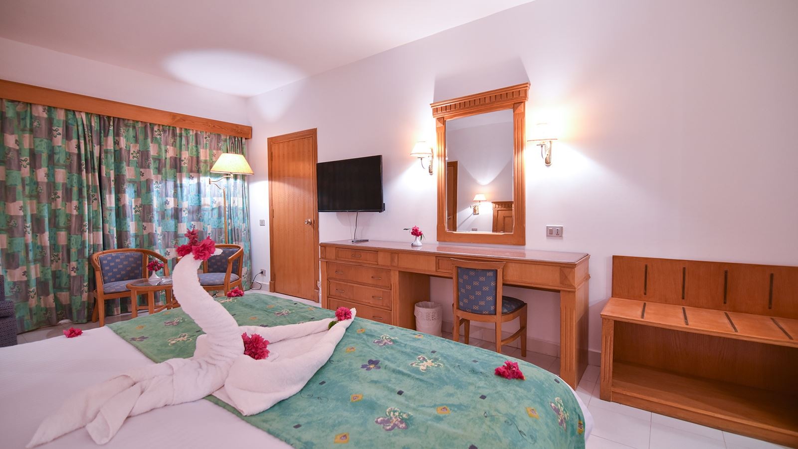 rooms-standard-room-garden-view