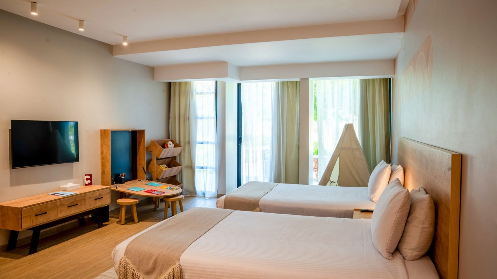 rooms-superior-family-suite