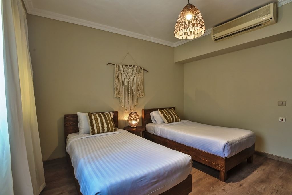 rooms-family-apartment