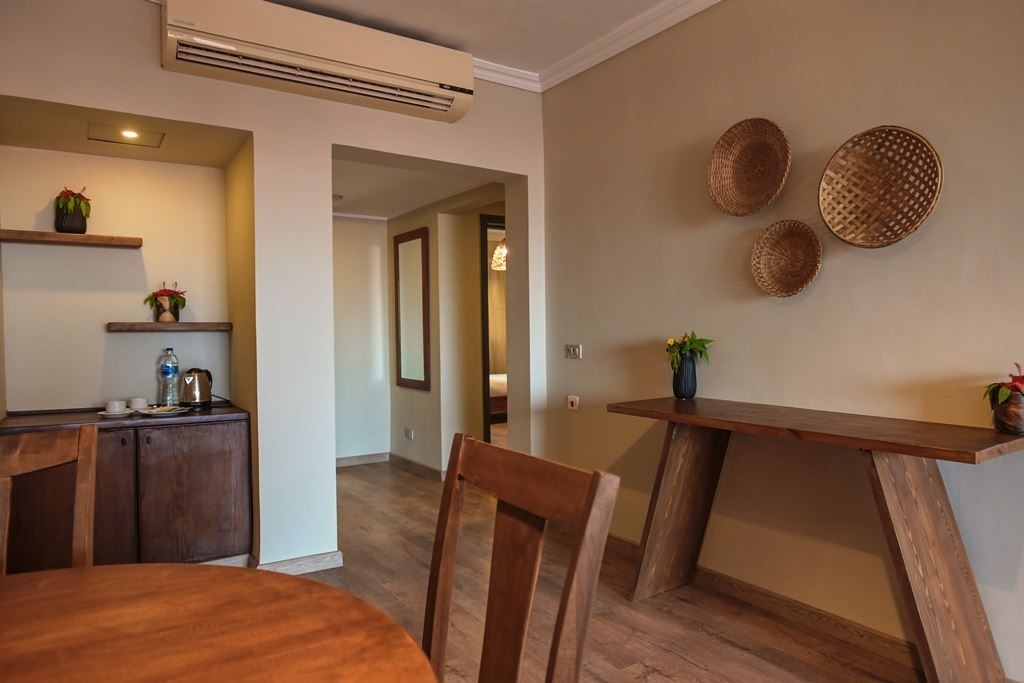 rooms-family-apartment