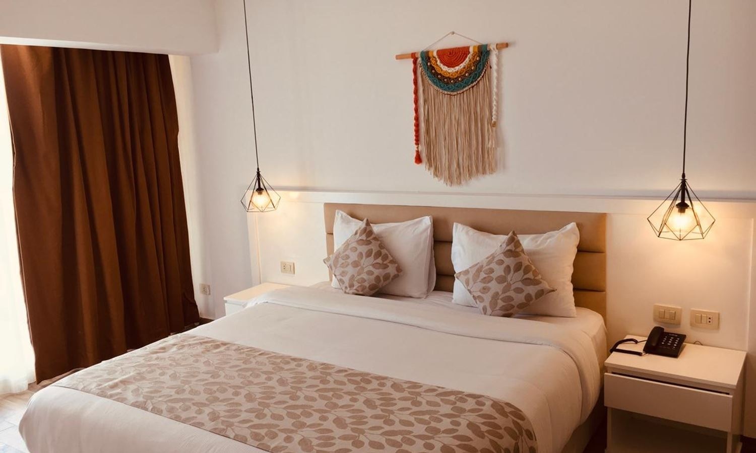 rooms-superior-room-sea-view-height-wing