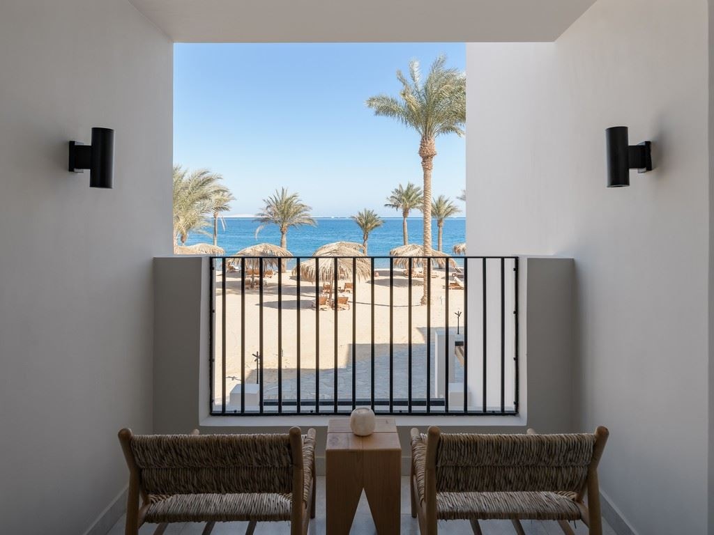 rooms-deluxe-twin-room-sea-view