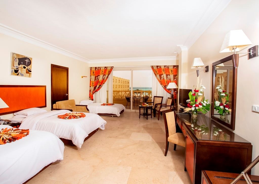 rooms-family-2-connected-family-rooms