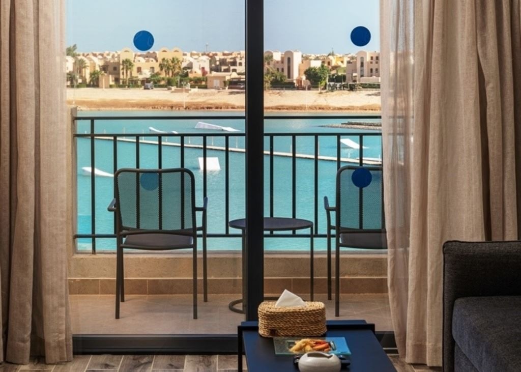 rooms-creek-premium-studio-lagoon-view