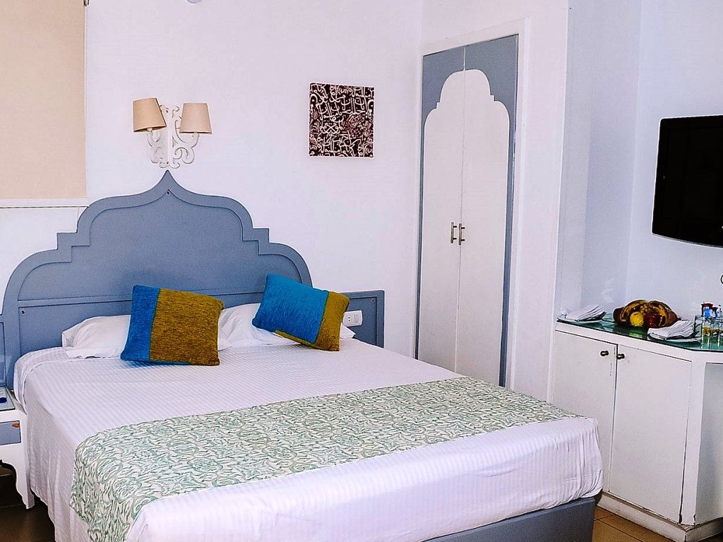 rooms-standard-room-garden-view