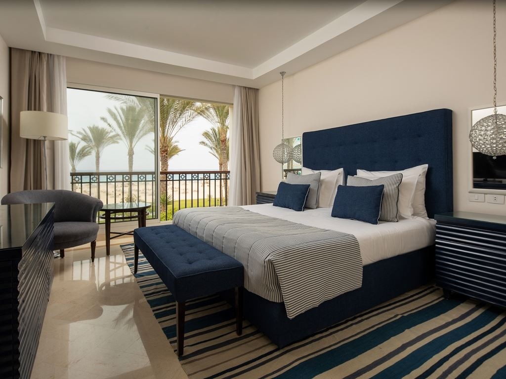 rooms-junior-suite-seaview