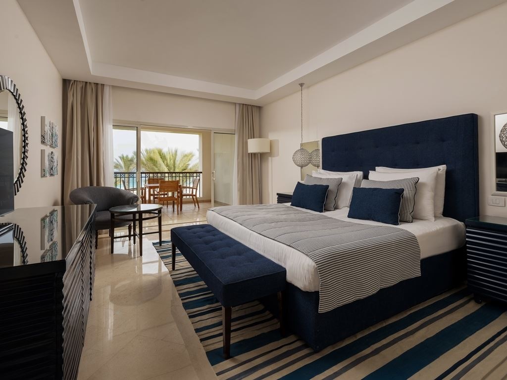 rooms-executive-suite-seaview