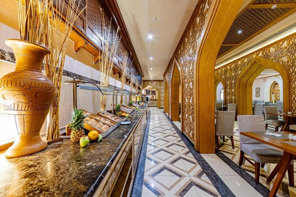 restaurants-restaurants