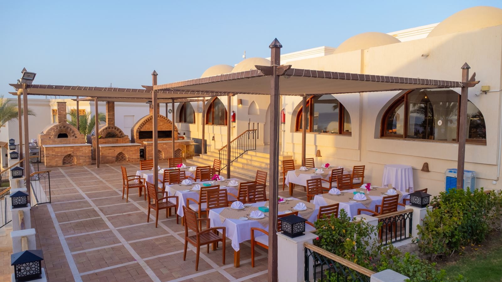 restaurants-restaurants