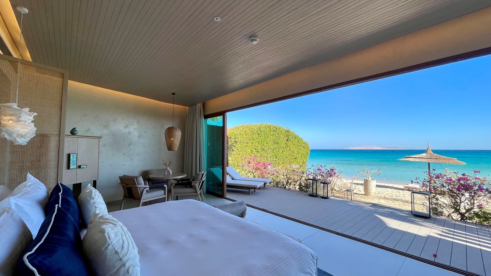 rooms-beach-bungalow