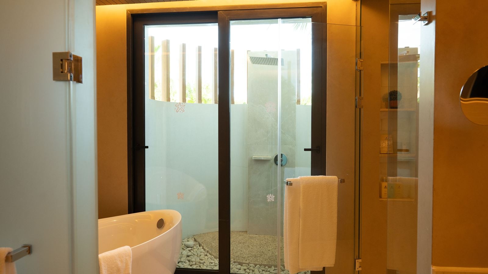 rooms-water-bungalow