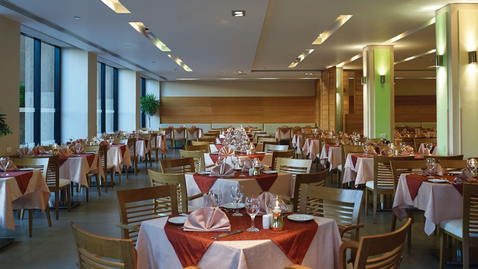 restaurants-main-restaurant