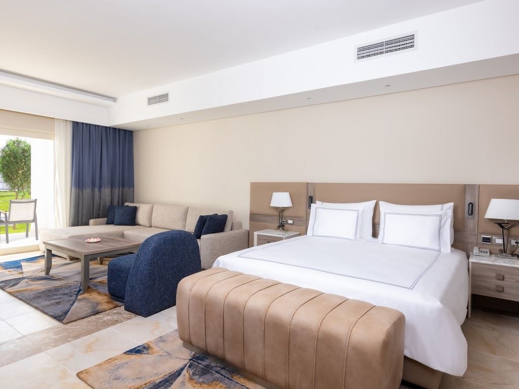 rooms-junior-suite-blue-planet