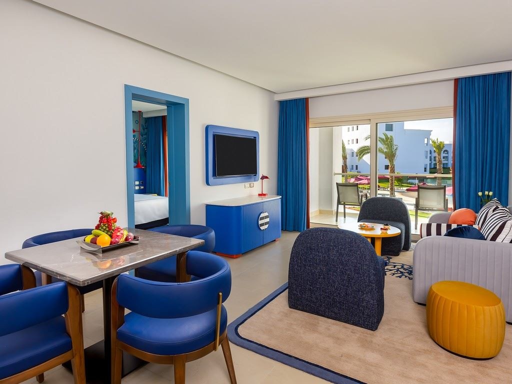 rooms-two-bedroom-deluxe-suite