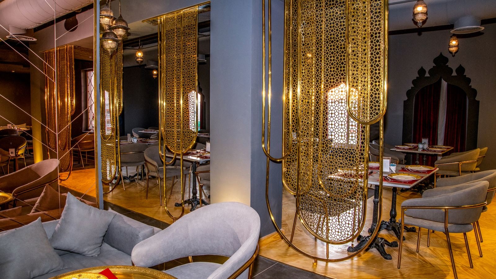 restaurants-manohar-indian-cuisine