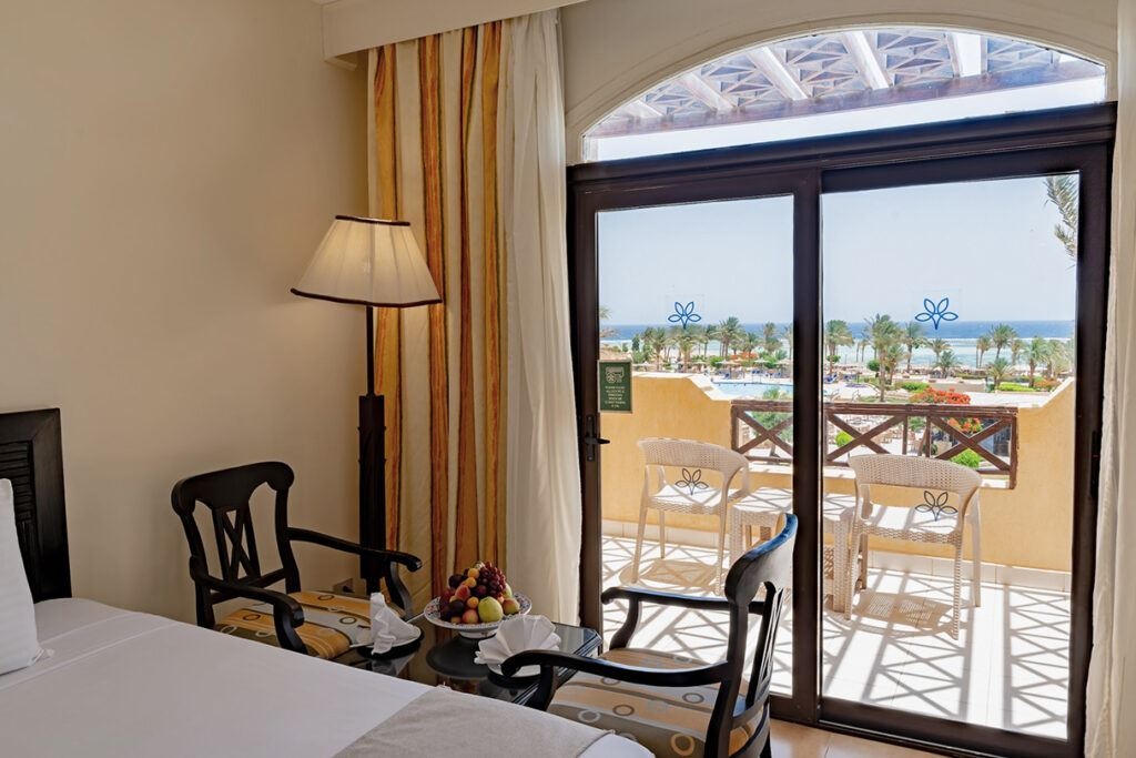 rooms-superior-sea-view-room