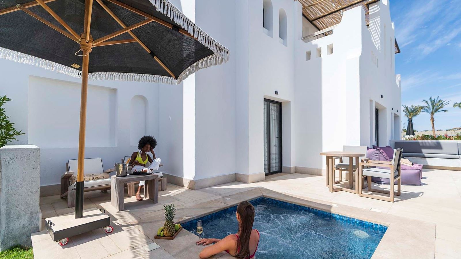 rooms-junior-jacuzzi-suite-gv