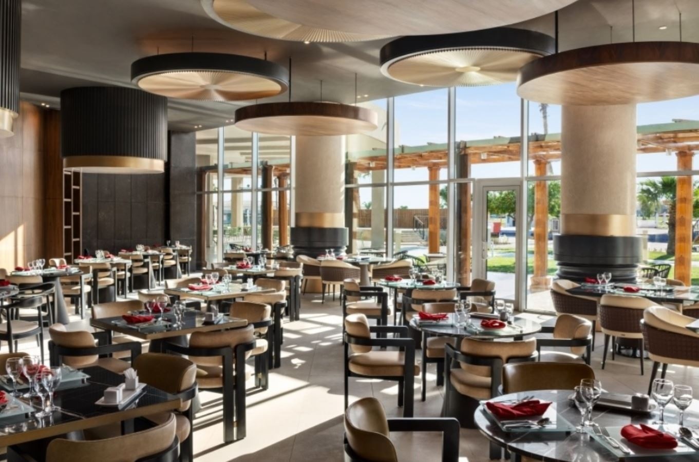 restaurants-restaurants