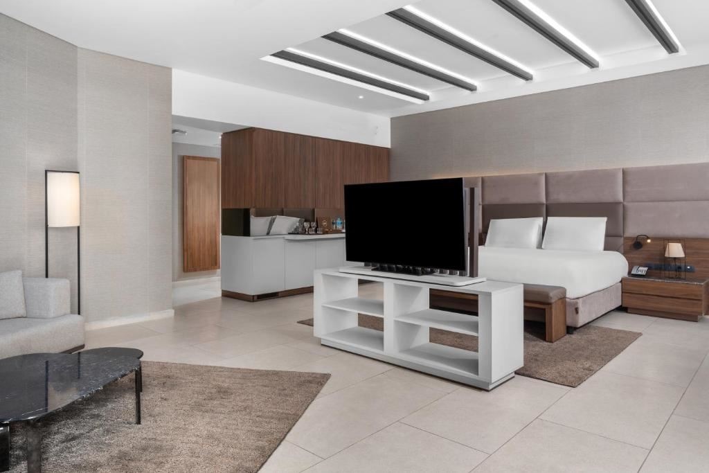 rooms-executive-suite