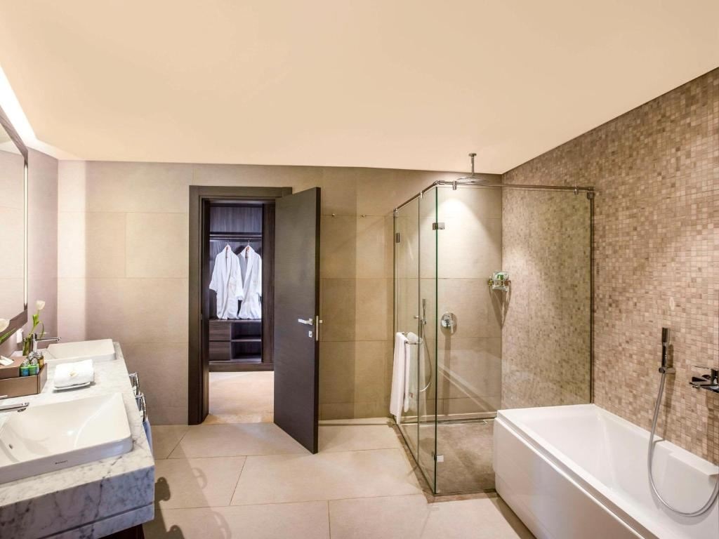 rooms-executive-suite