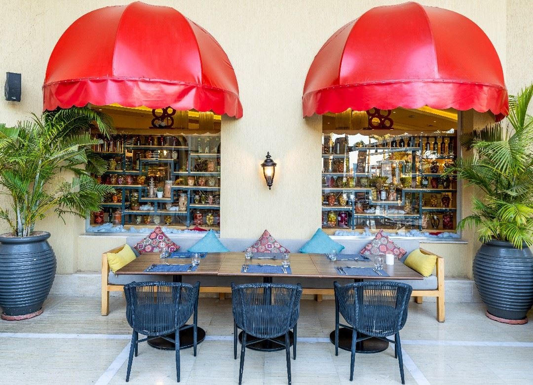 restaurants-the-palm-main-restaurant